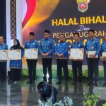 Sekretariat DPRD kota samarinda mendapat Award