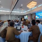 Staf Set.DPRD Kota Samarinda Hadiri Sosialisasi dan Bimtek E-Monev Kepatuhan Badan Publik